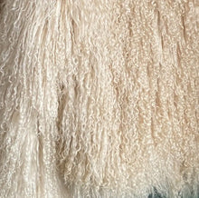 Carica l'immagine nel visualizzatore di Gallery, Victoria (lunga)