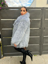 Carica l'immagine nel visualizzatore di Gallery, Victoria (lunga)