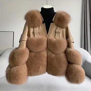 giacca in pelliccia di volpe con pelle caramello