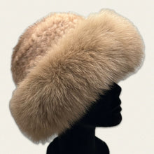 Carica l&#39;immagine nel visualizzatore di Gallery, Cappello Queen