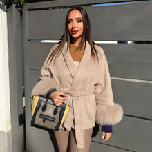 Load the image into the Gallery viewer, Mimì