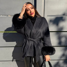 Load the image into the Gallery viewer, Mimì