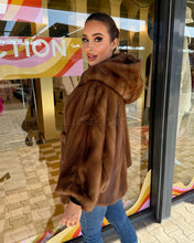 Load the image into the Gallery viewer, Penelope