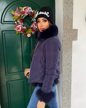 Load the image into the Gallery viewer, Vanessa