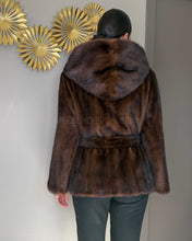 Load the image into the Gallery viewer, Elena