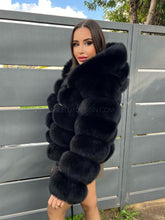 Load the image into the Gallery viewer, Kendall