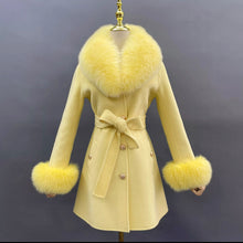 Load image into Gallery viewer, Cappotto di cashemere e volpe giallo