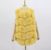 Load the image into the Gallery viewer, Gilet di volpe lungo giallo