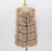 Load the image into the Gallery viewer, Gilet di volpe lungo beige scuro