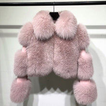 Load the image into the Gallery viewer, Pelliccia di volpe con colletto e inserti di pelle rosa chiaro